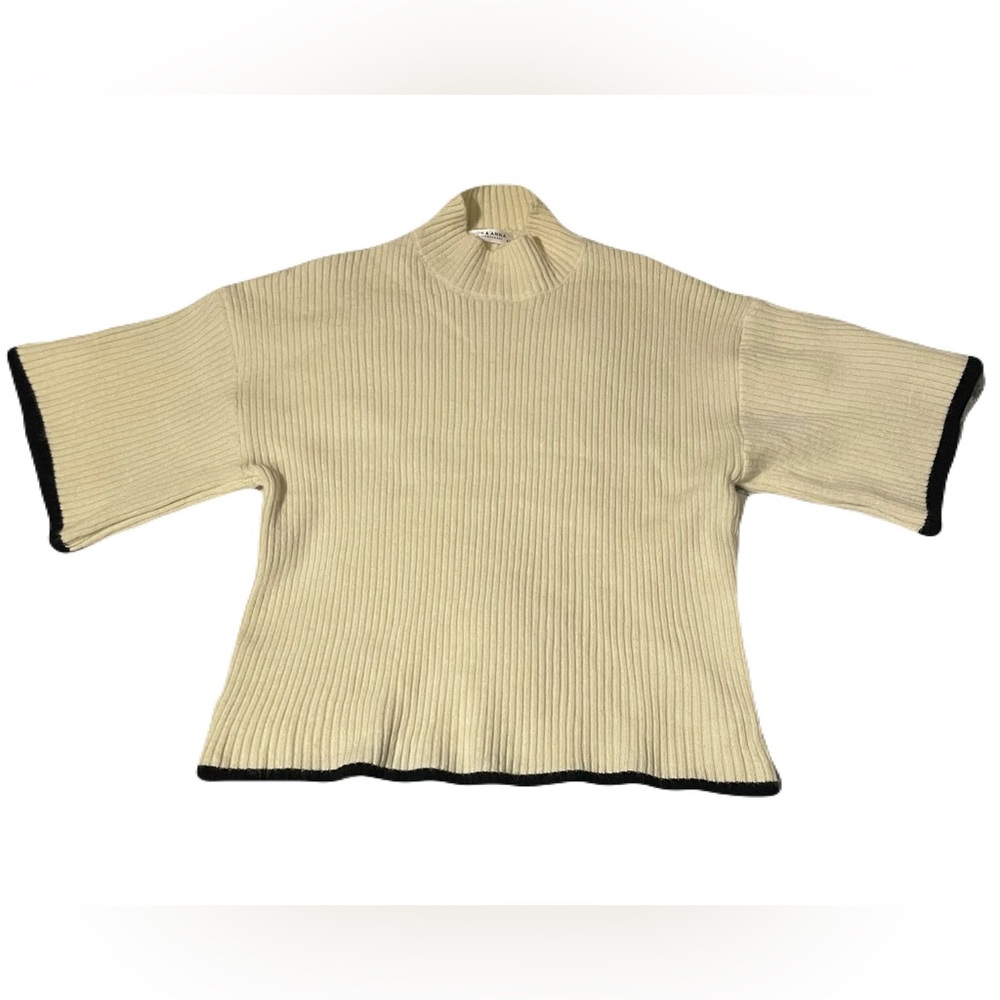 Jon & Anna Contemporary Size S/M womens Sweater